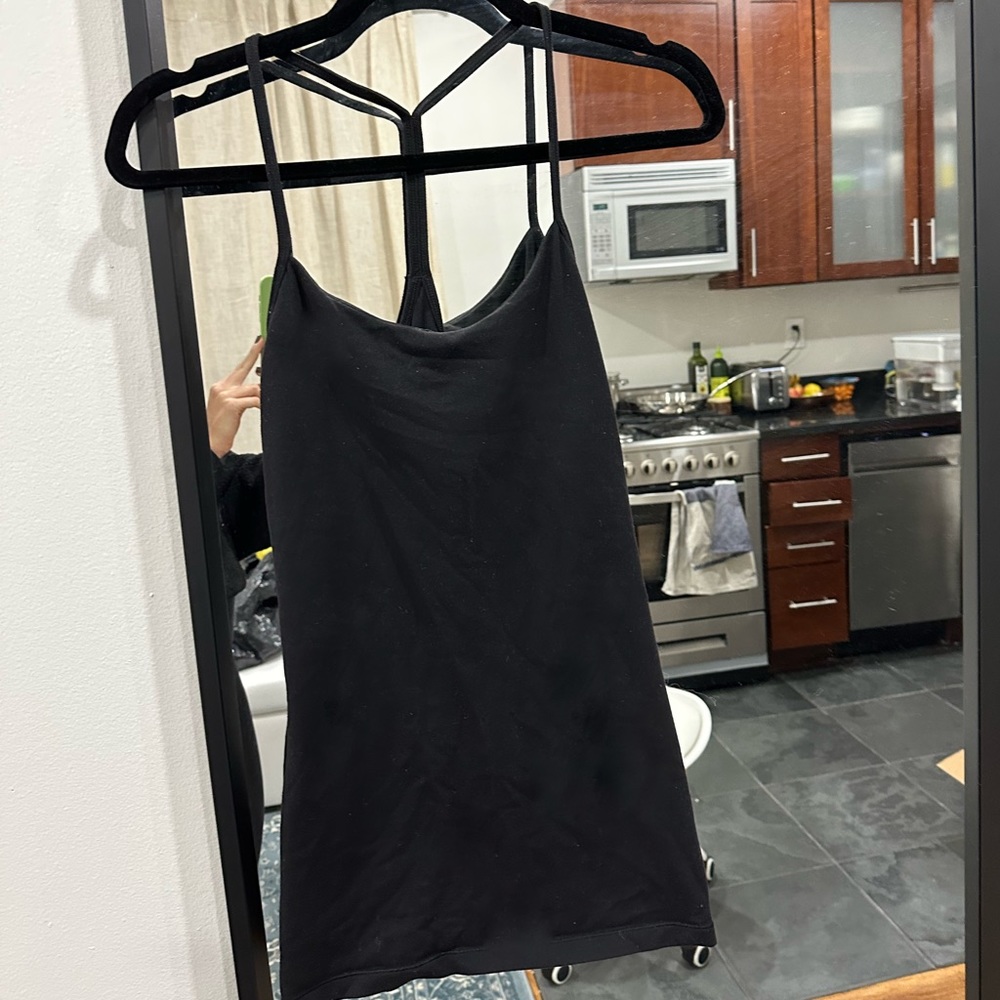 Lululemon workout top